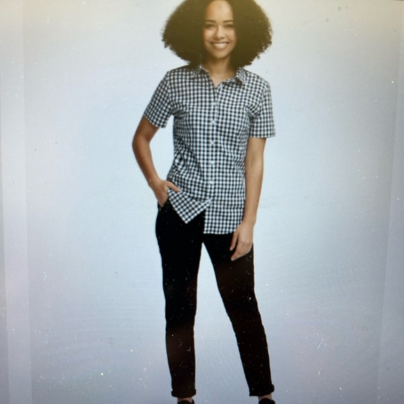 NWT CARGO CREW FRANKIE WOMEN WORK SHIRT SHORT SLEEVES 100% cotton in size 6us - Picture 2 of 6